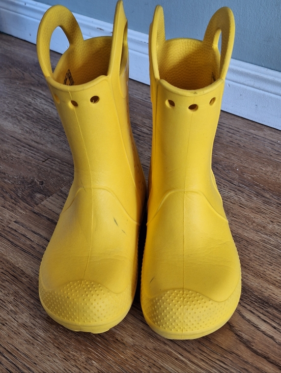 Crocs Kids' Classic Yellow Rain Boots - Picture 4 of 10